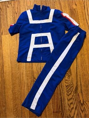 Kids My Hero Academia outfit or costume size medium